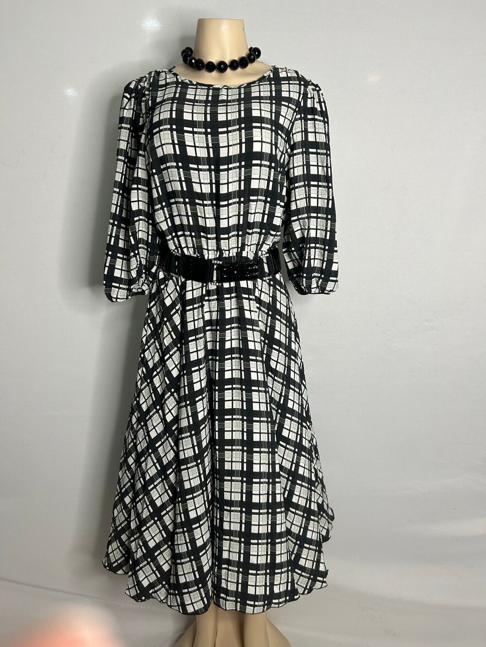 F&F Black White Plaid Midi Dress Size 8 Fit & Flare 3/4 Sleeve Stretch Waist